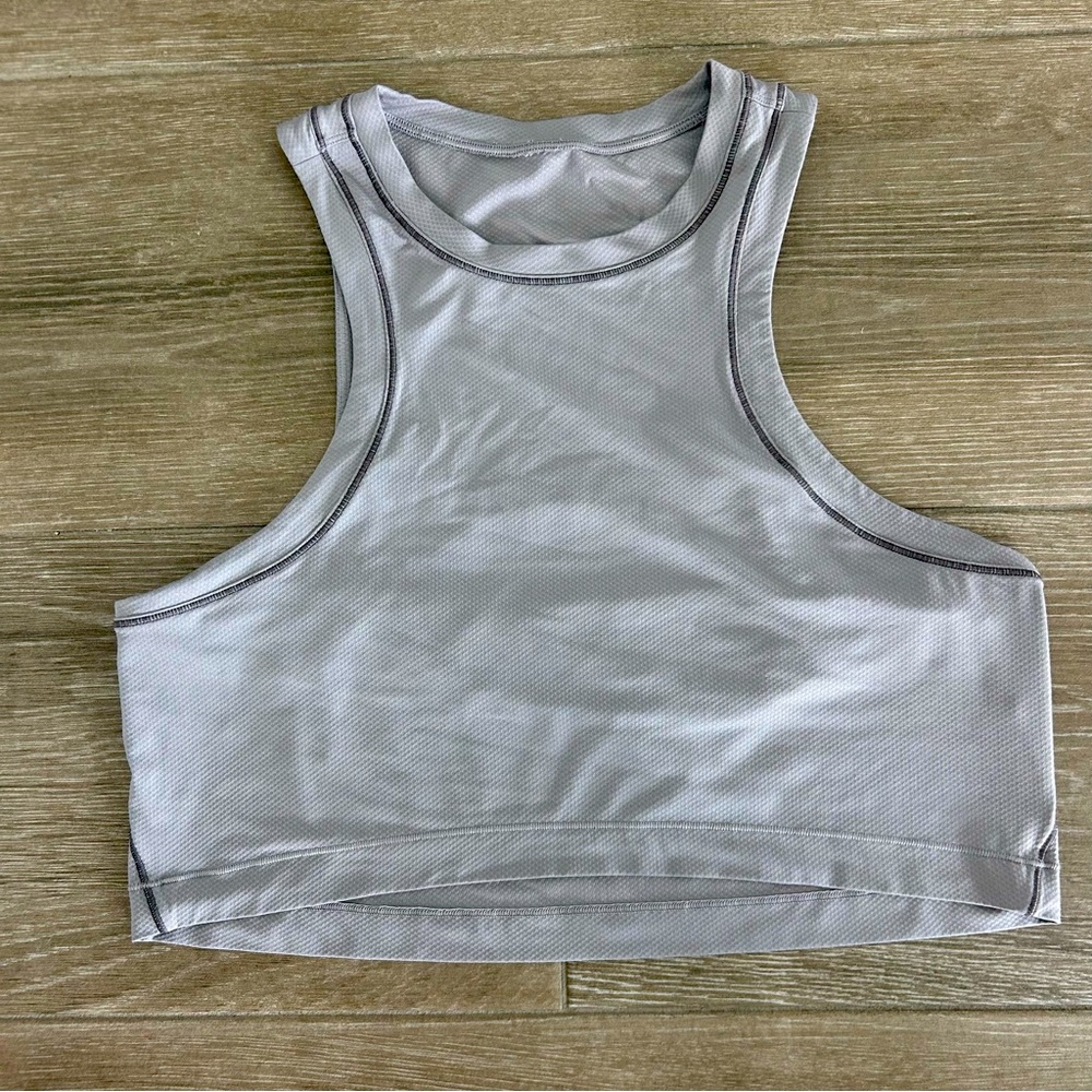 Lululemon cropped tank, lightweight with slit in the back in grey! Size 6.